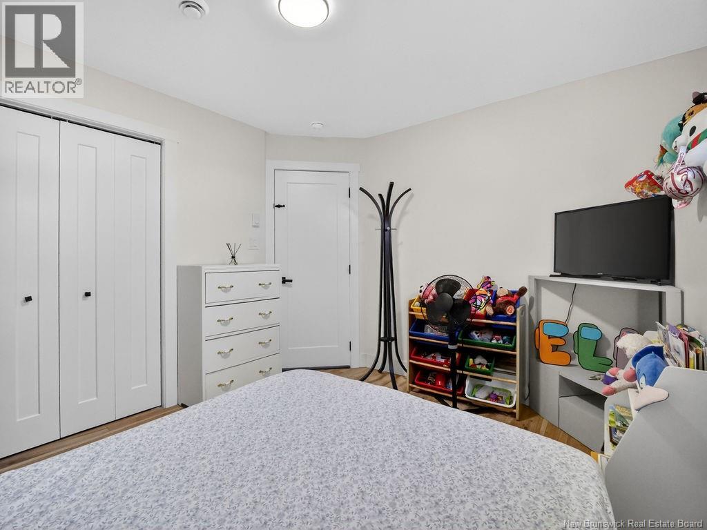 107 Francfort Crescent Property Photo 28