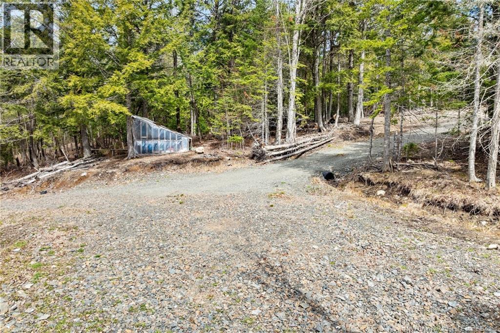 00 Everett Lane Property Photo 12