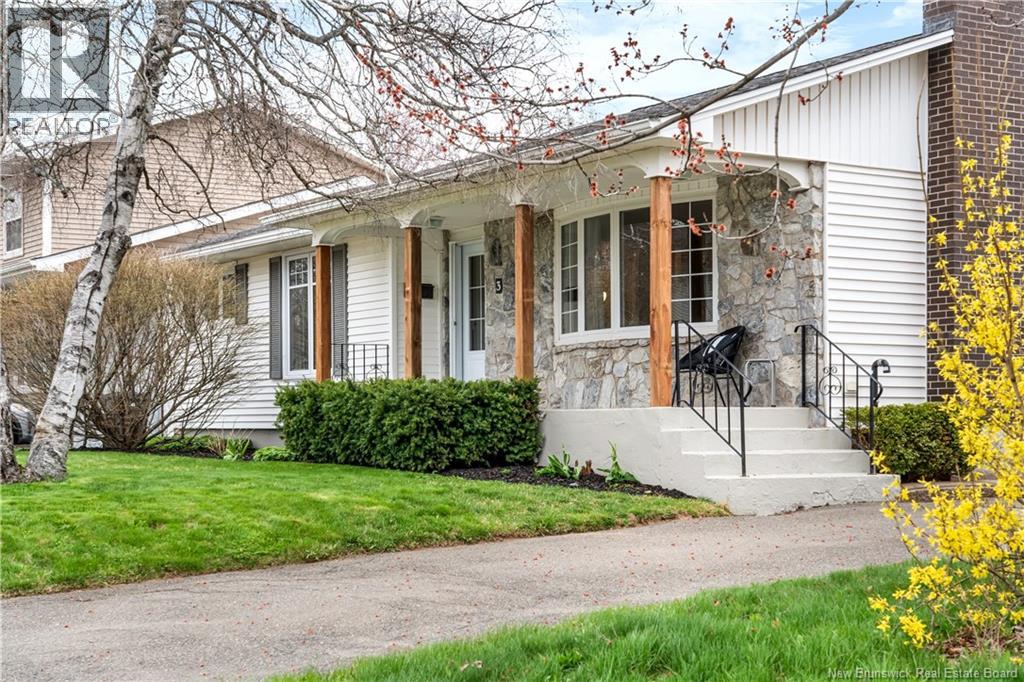 3 Laird Avenue Property Photo 42