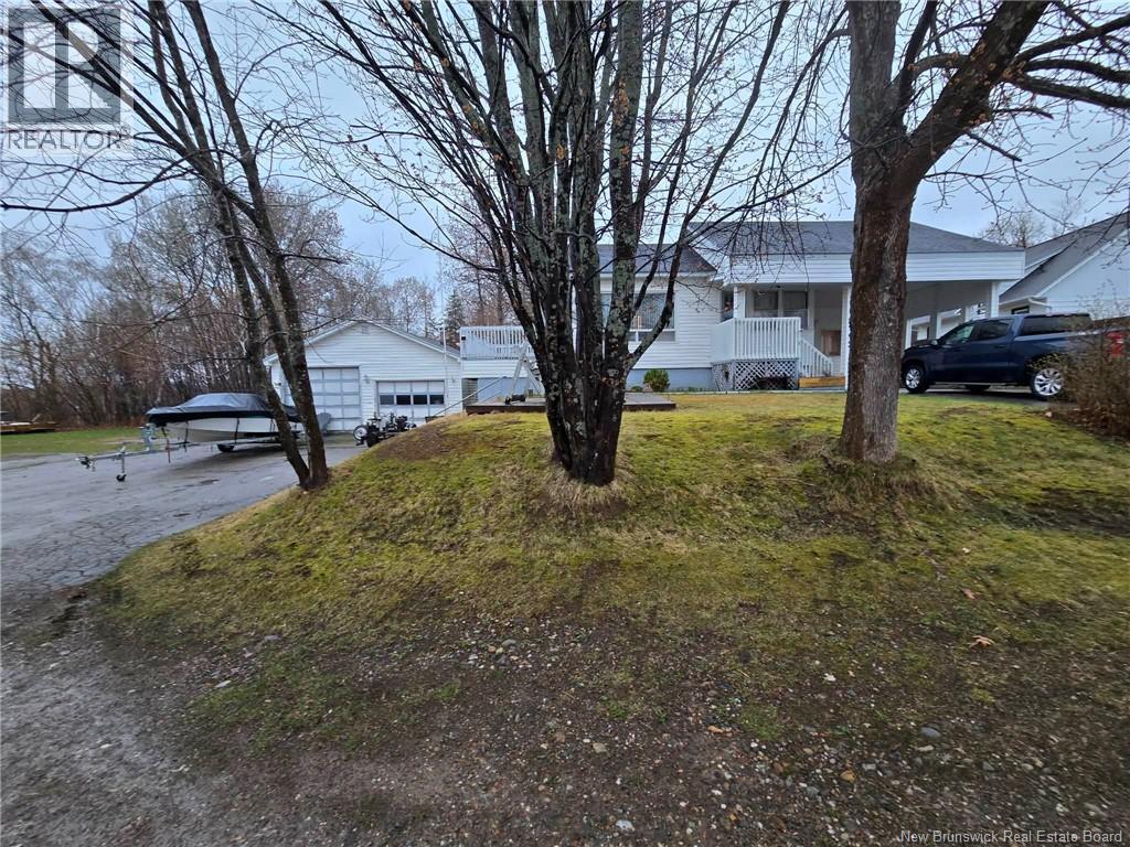 1443 Bridge Property Photo 3