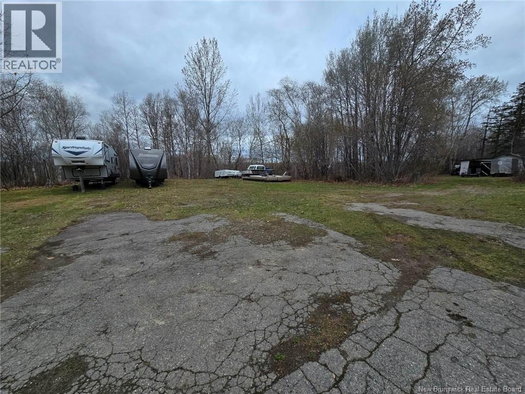 1443 Bridge Property Photo 9