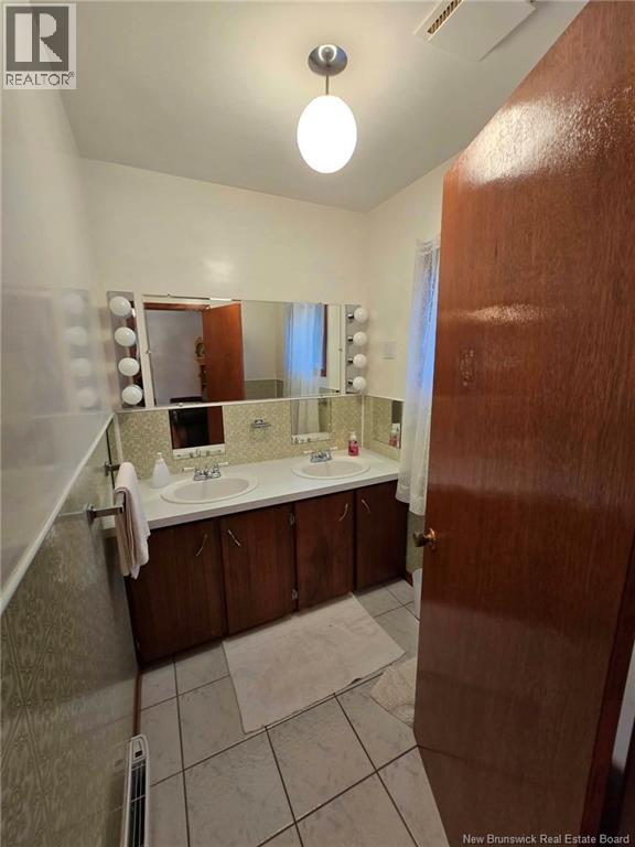 1443 Bridge Property Photo 16