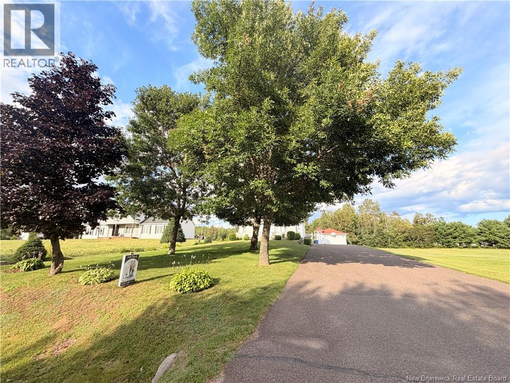 154 Rue Savoie Property Photo 3