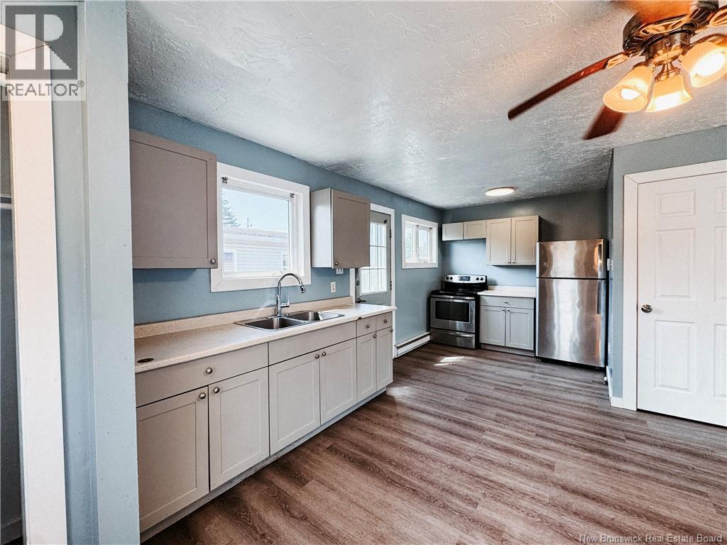 118 Cedar Street Property Photo 5