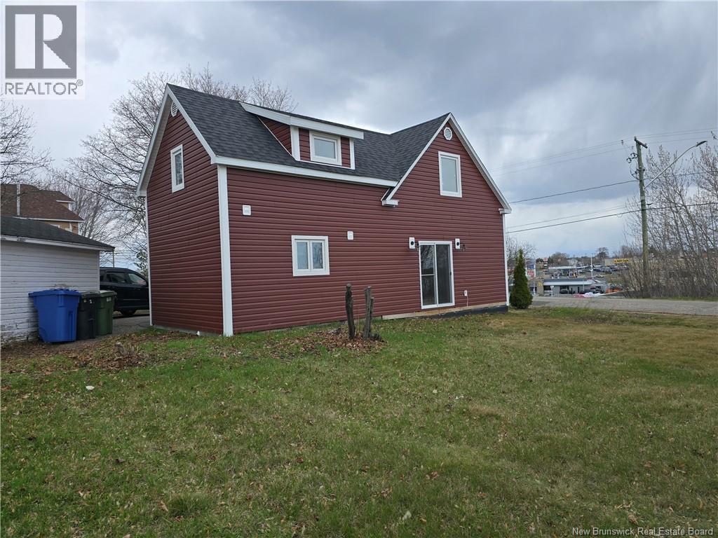 245 Pleasant Property Photo 6