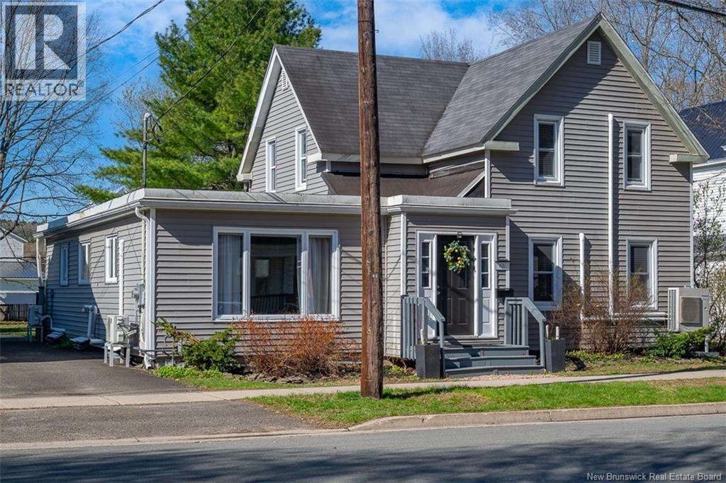 66 Charlotte Street Property Photo 1