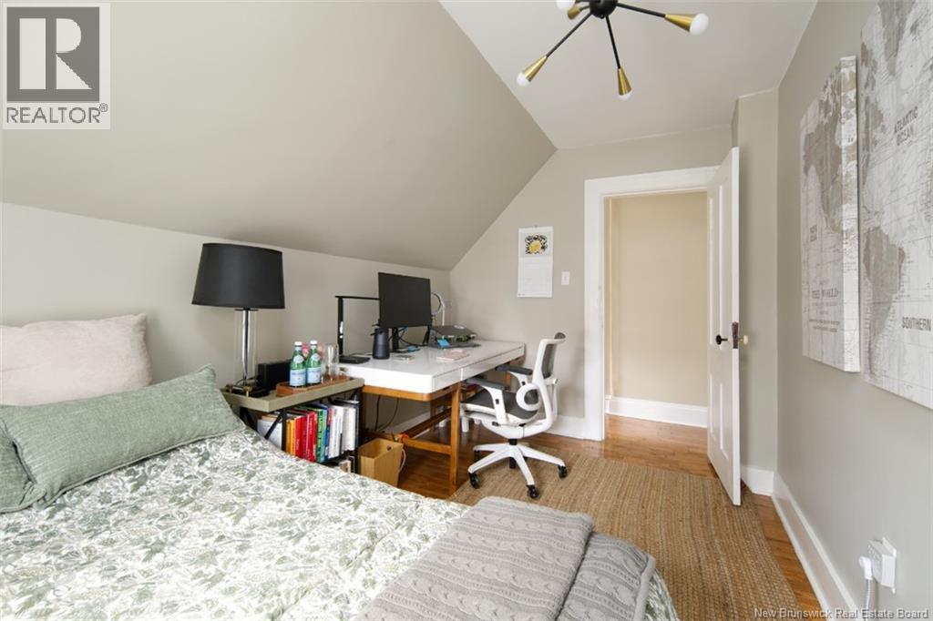 66 Charlotte Street Property Photo 35