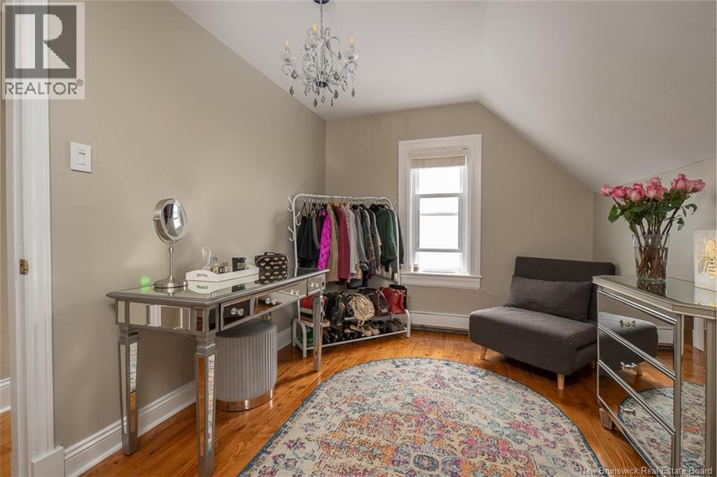 66 Charlotte Street Property Photo 37