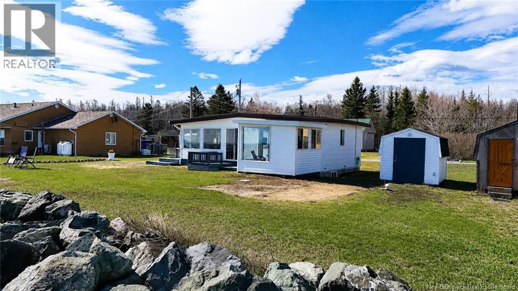 9 De L'anse Est Property Photo 2