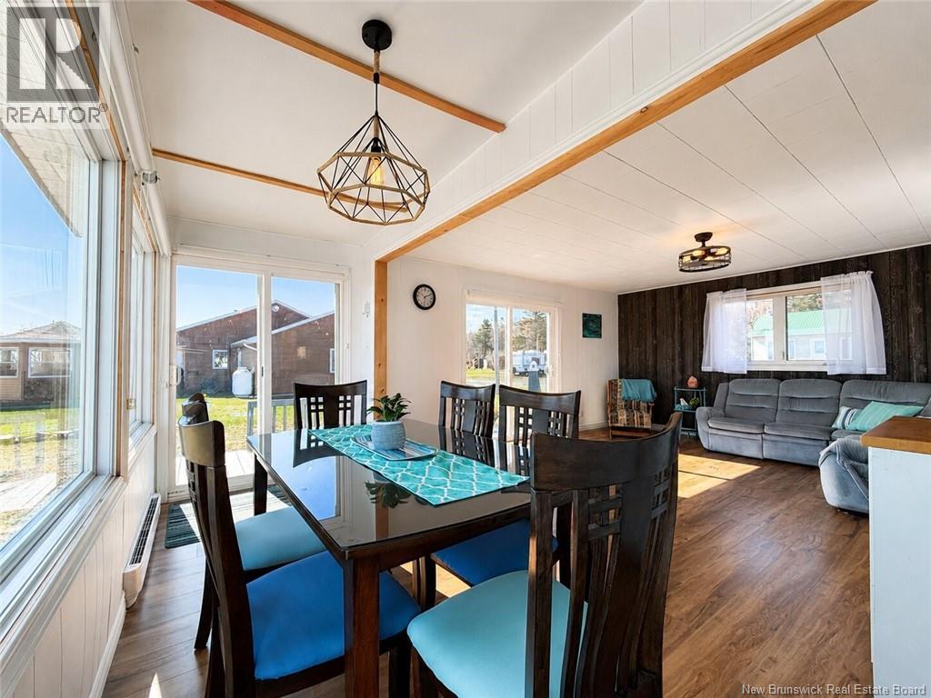 9 De L'anse Est Property Photo 6