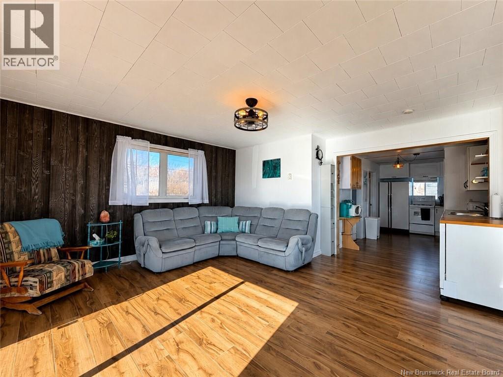 9 De L'anse Est Property Photo 11