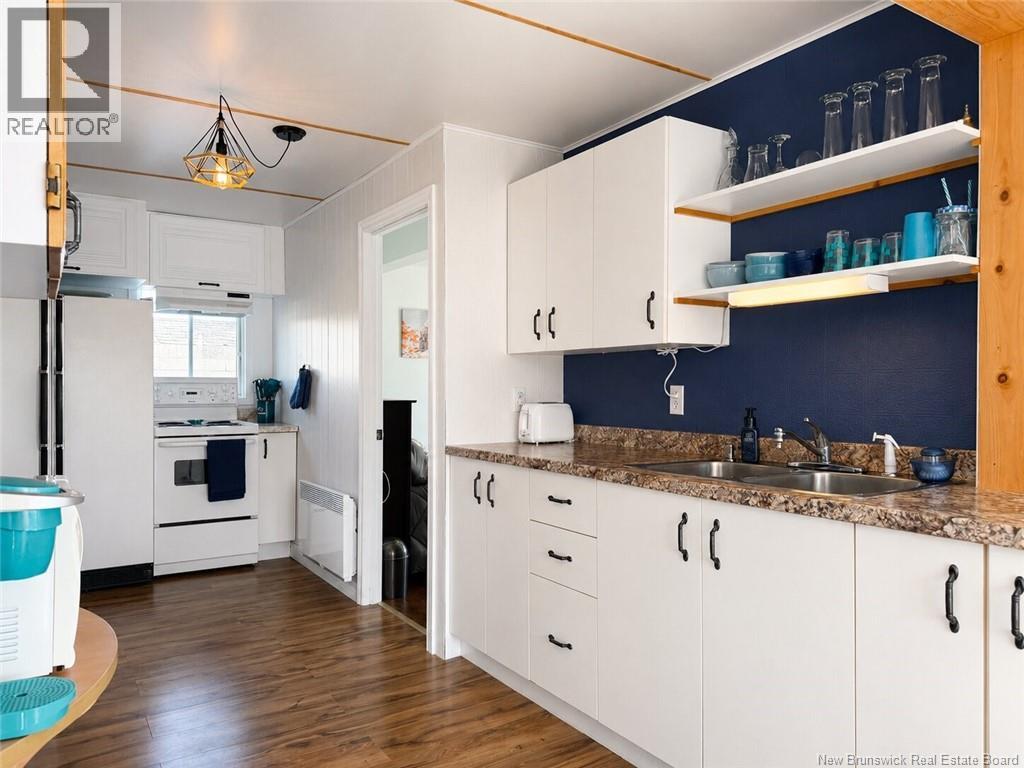 9 De L'anse Est Property Photo 14