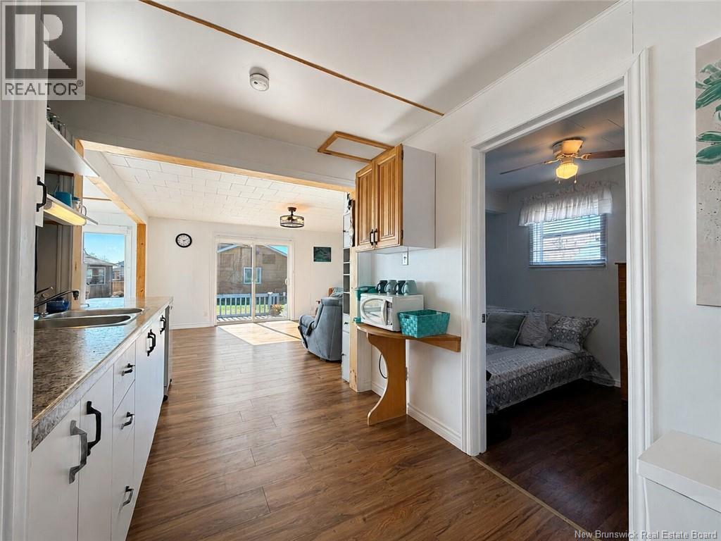 9 De L'anse Est Property Photo 15