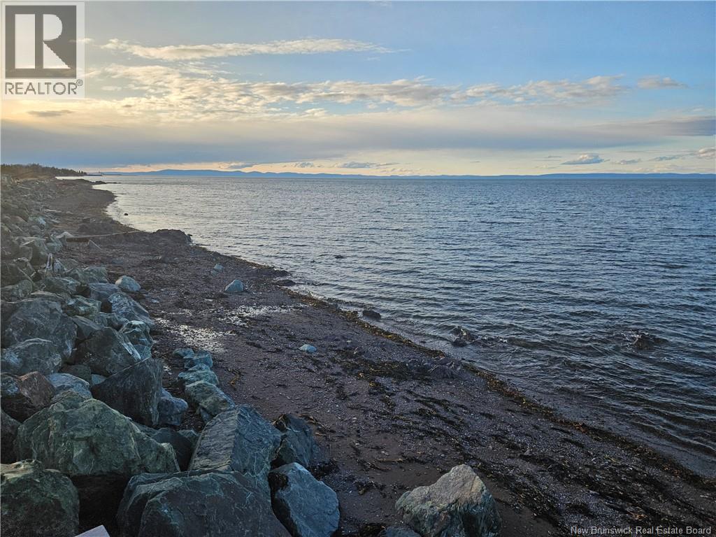 9 De L'anse Est Property Photo 24