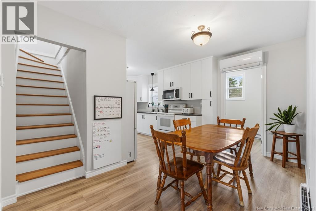 6 Parker Rd Property Photo 6