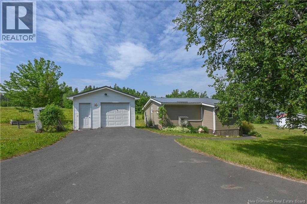51 Emile-normand Lane Property Photo 3