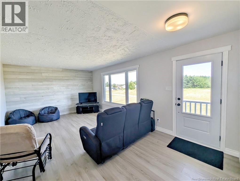 20 Chem. Jean Pierre Property Photo 6