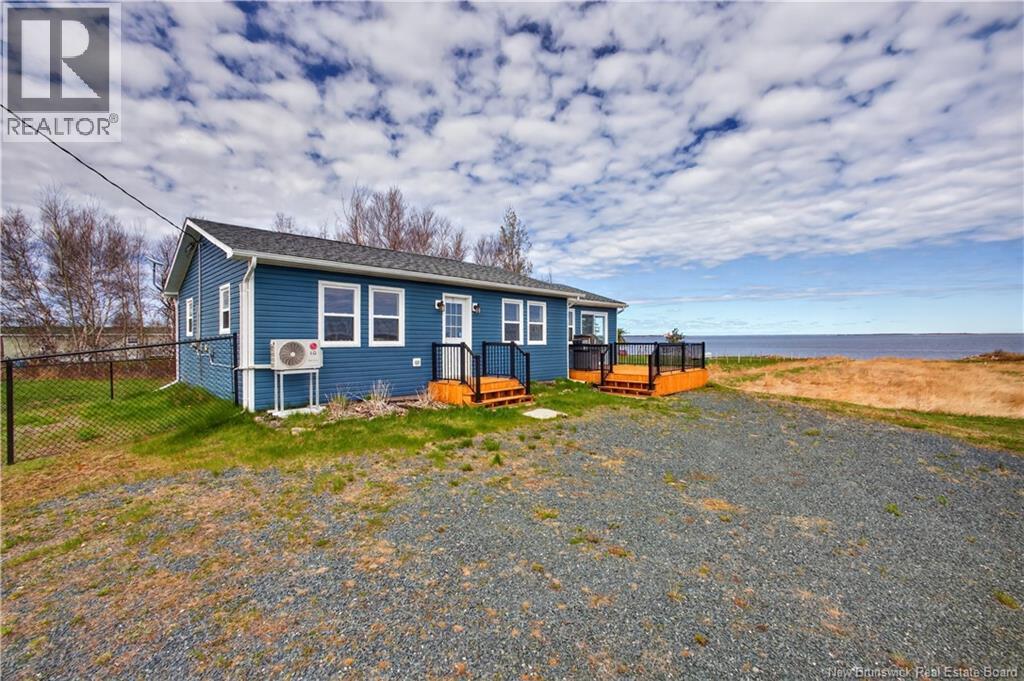 17 North Bayview Road