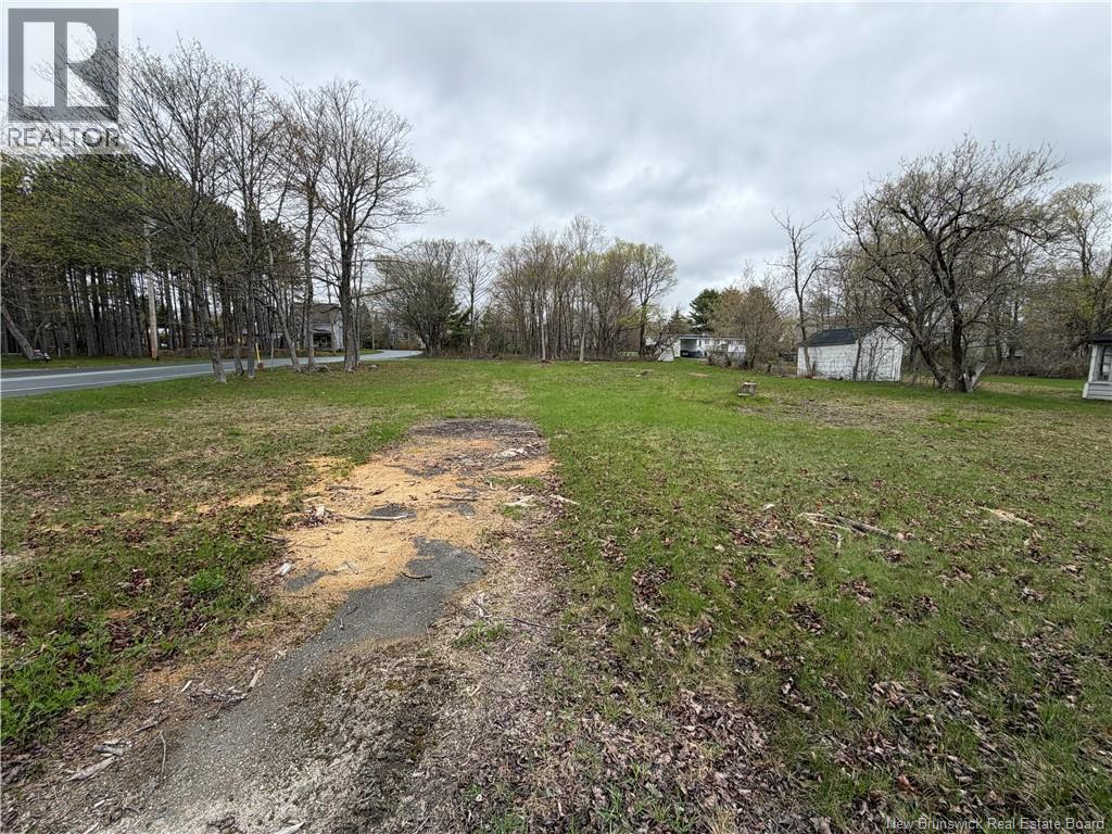 2165 King George Highway Property Photo 6