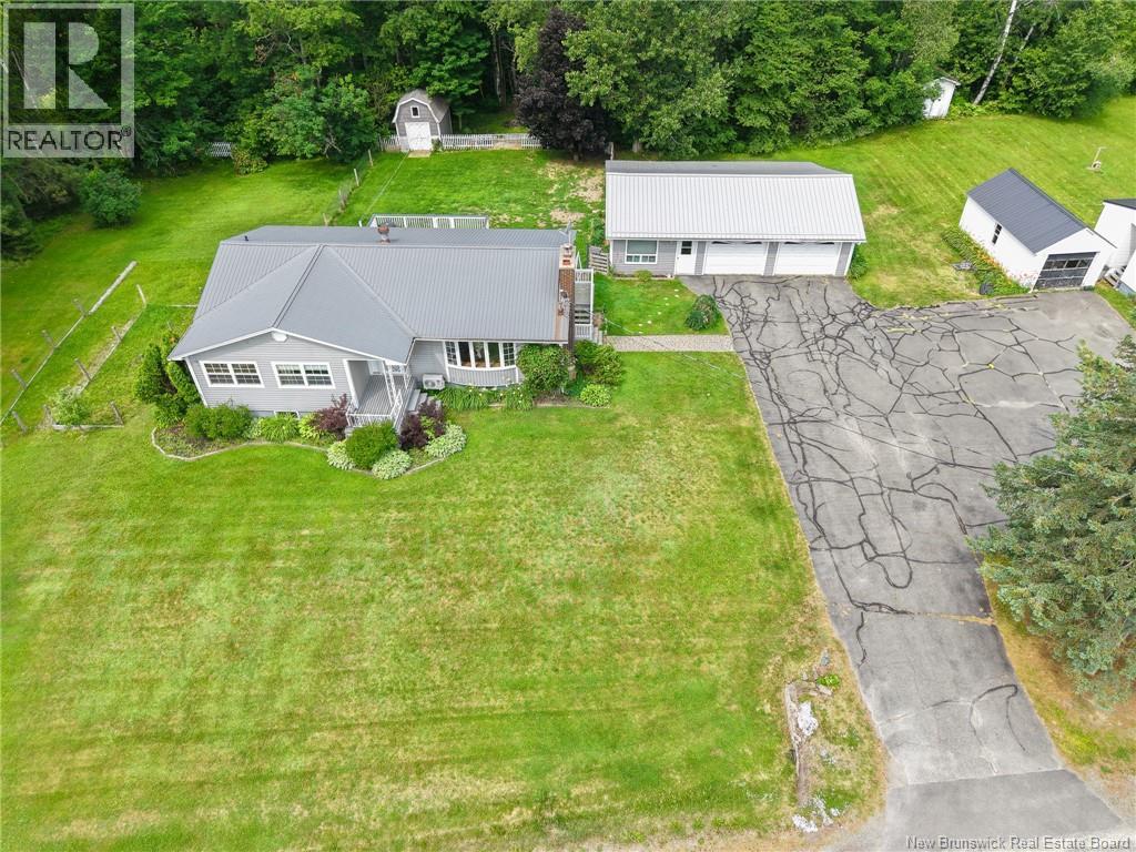 511 595 Route Property Photo 5