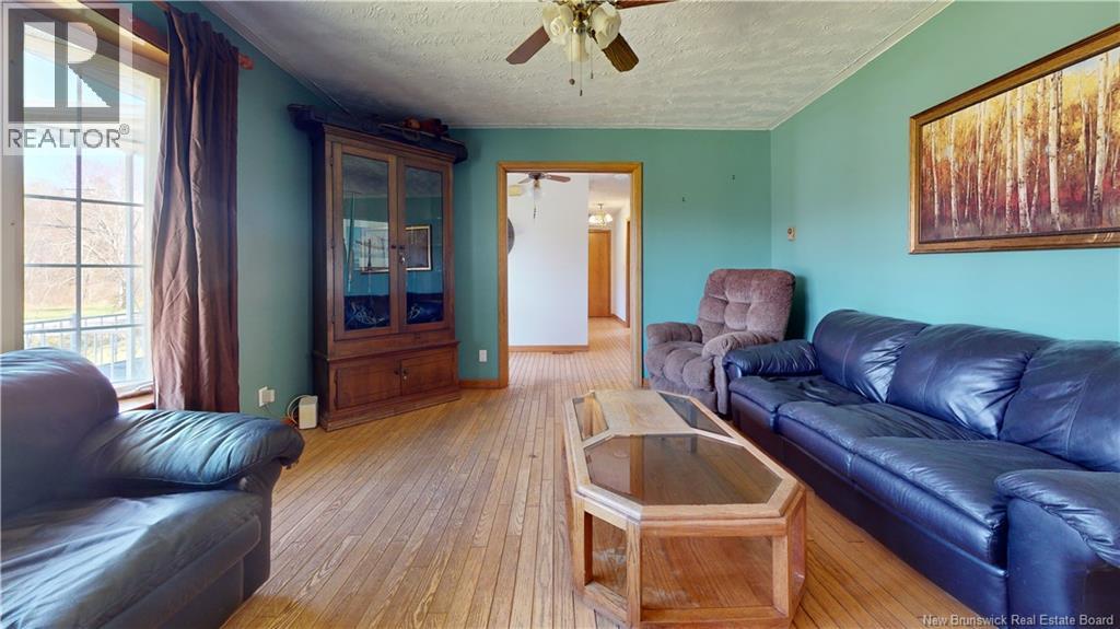 511 595 Route Property Photo 15