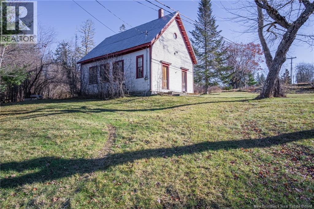 296 Ledge Road Property Photo 1
