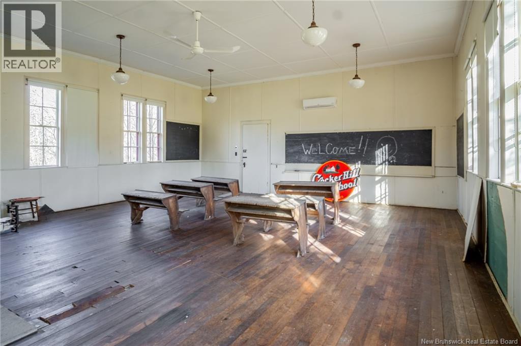 296 Ledge Road Property Photo 4