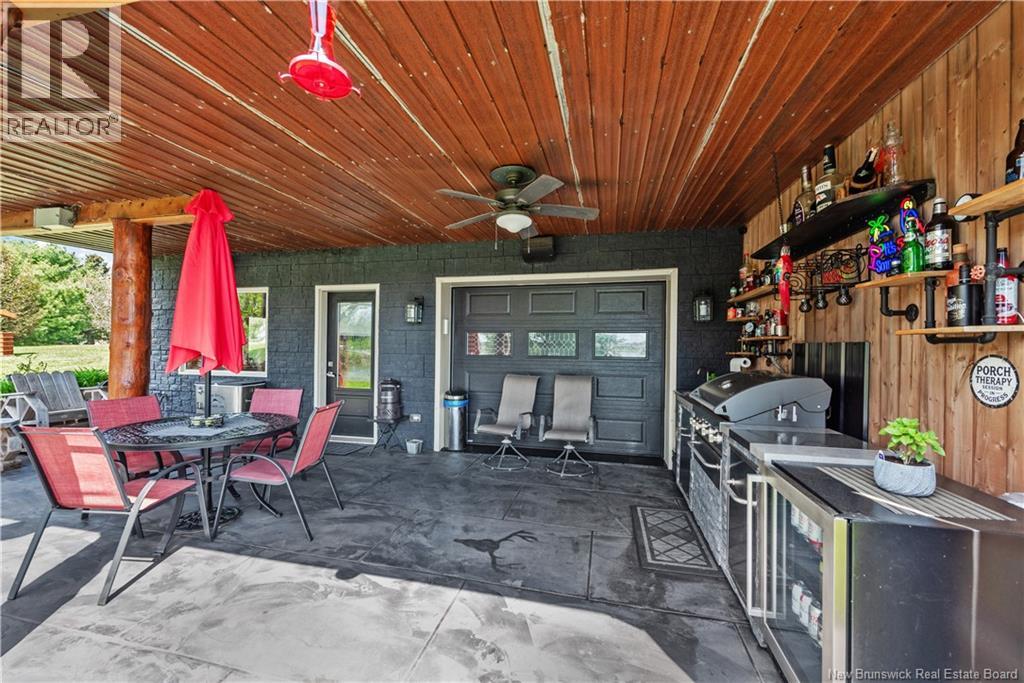 31 Clear View Road Property Photo 46