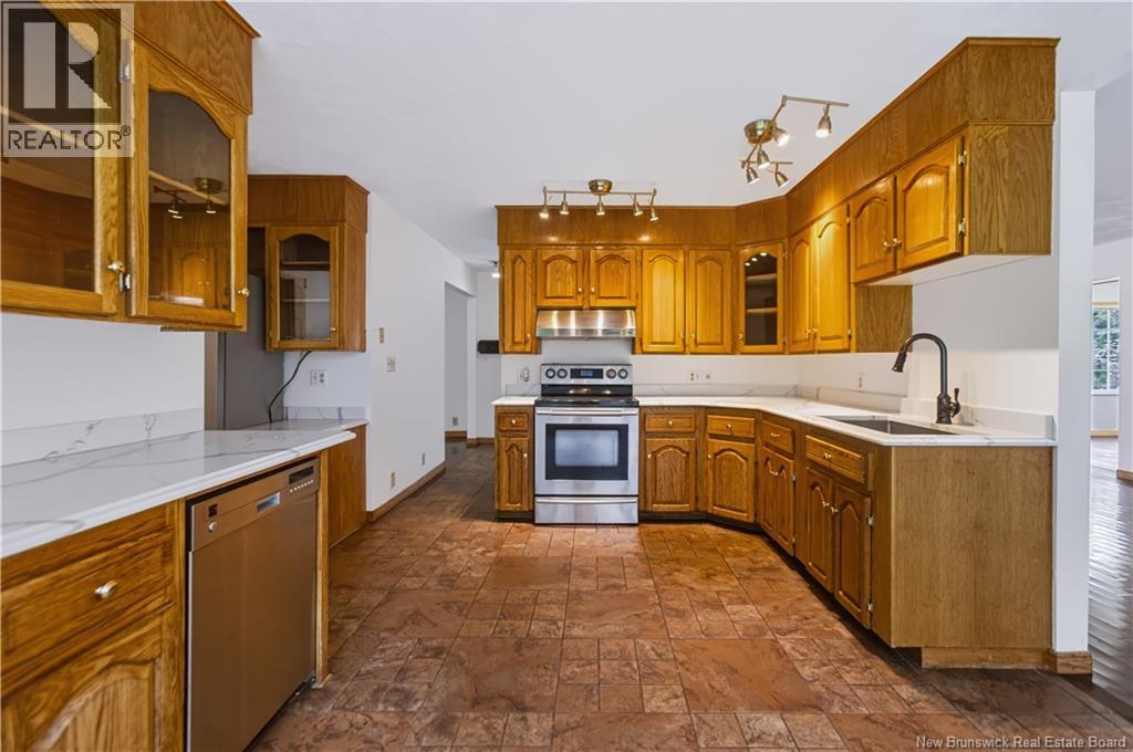 44 West Avenue Property Photo 16