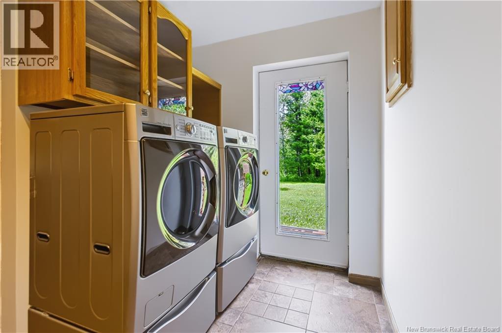 44 West Avenue Property Photo 20