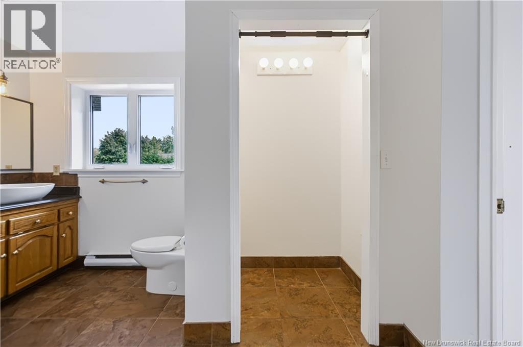 44 West Avenue Property Photo 32
