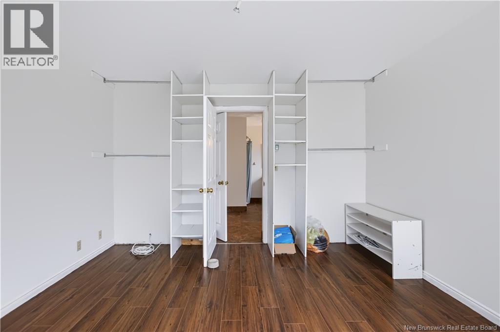 44 West Avenue Property Photo 33
