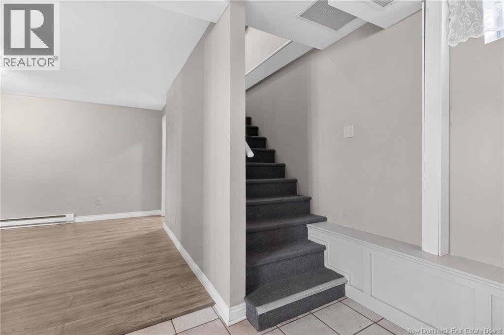 9 Mansfield Property Photo 38