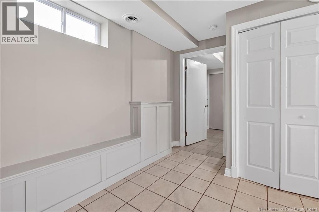 9 Mansfield Property Photo 39