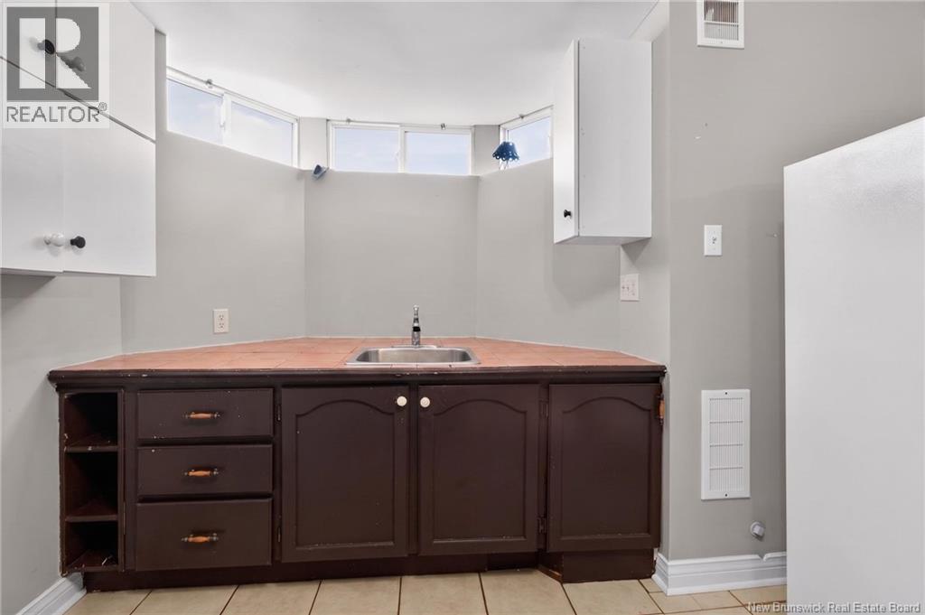9 Mansfield Property Photo 45