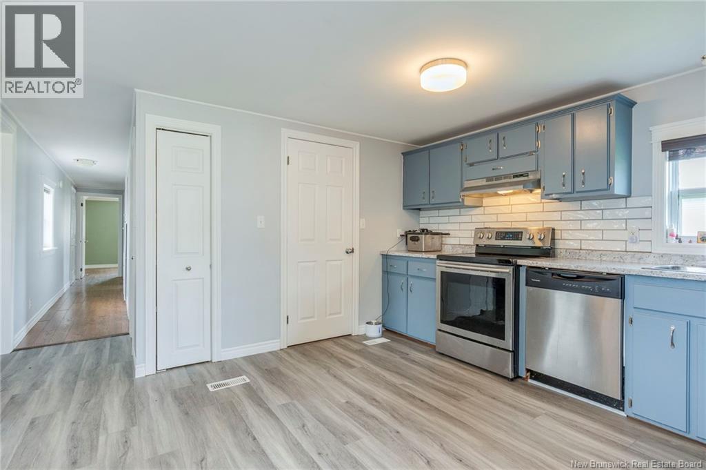 32 Nancy Street Property Photo 7