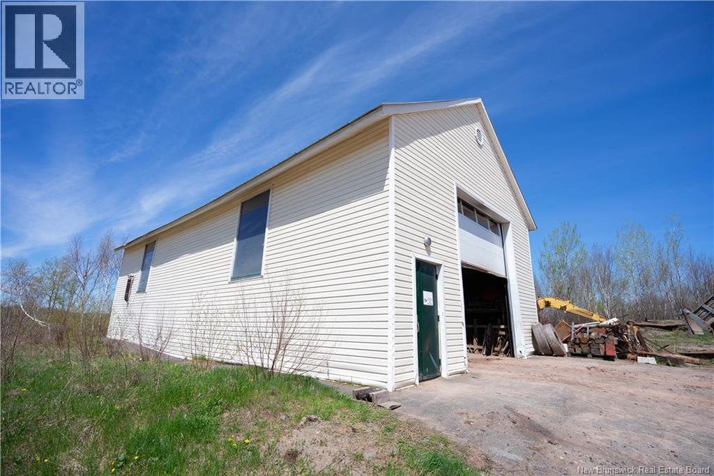 Chapman Road Property Photo 18