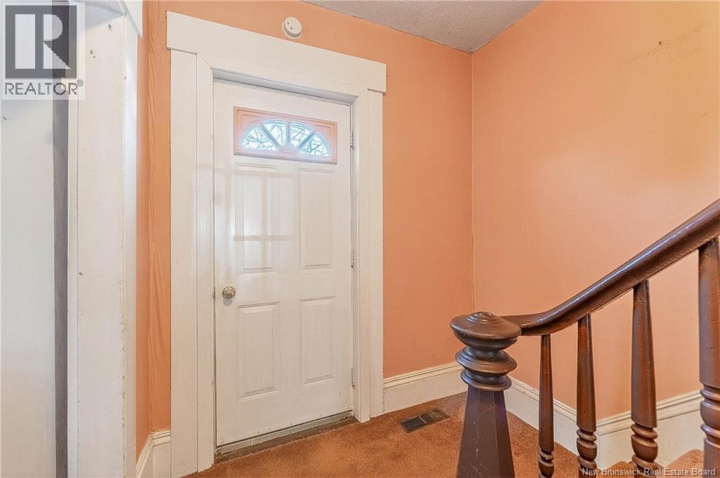 5 Pinewood Street Property Photo 31