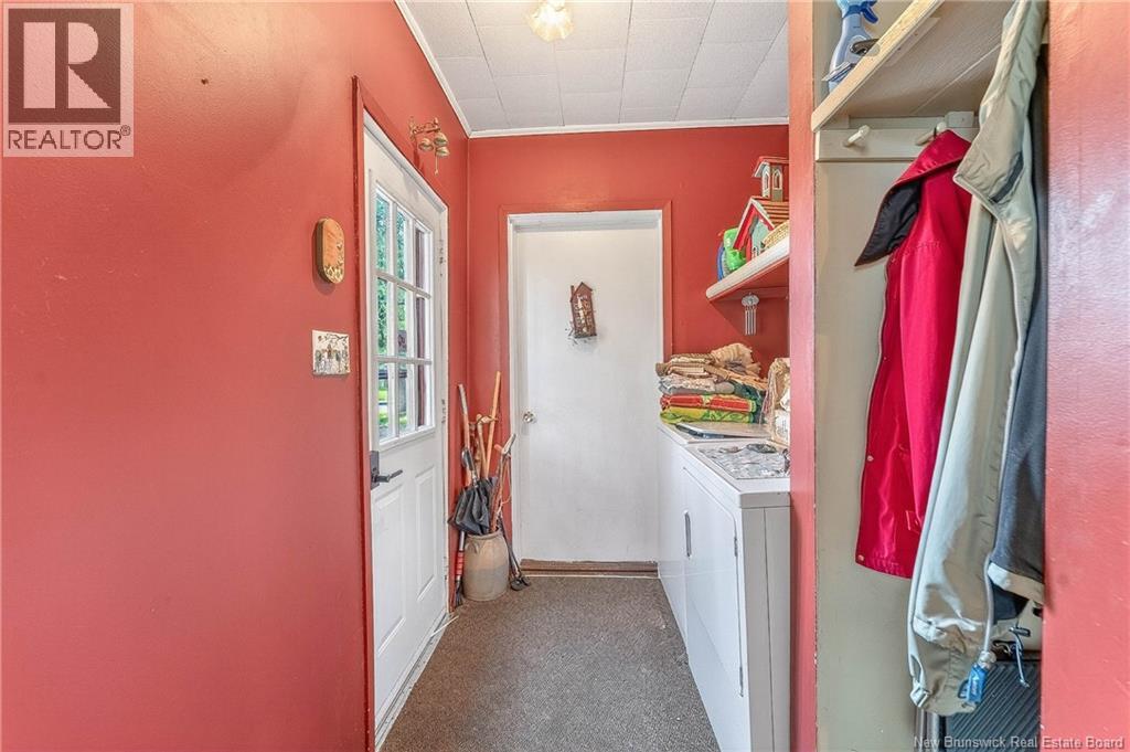 5 Pinewood Street Property Photo 46