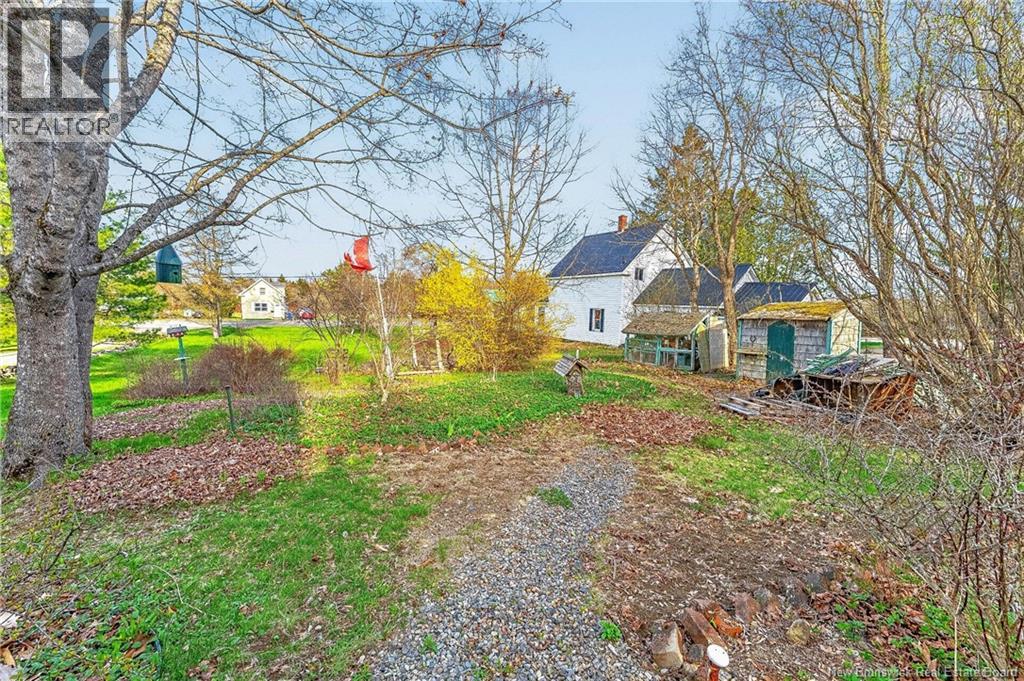 5 Pinewood Street Property Photo 49