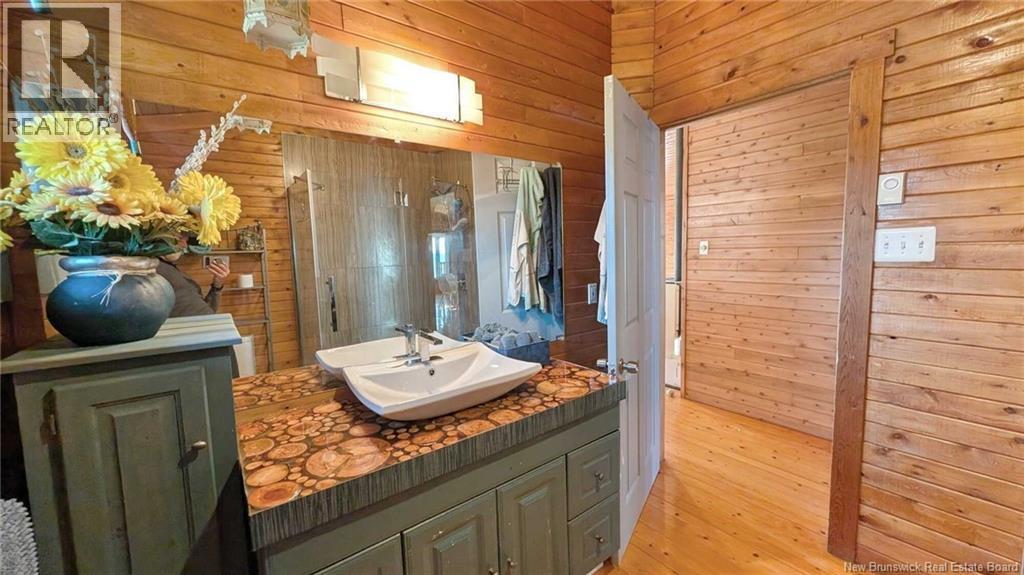 27 Janeville Beach Road Property Photo 16