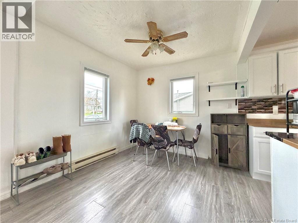 1585 Robertville Property Photo 12