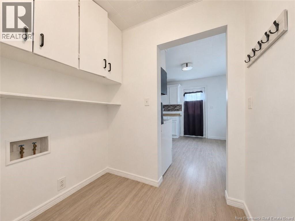 1585 Robertville Property Photo 13