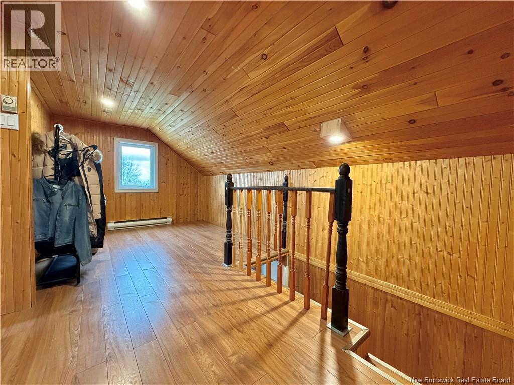 1585 Robertville Property Photo 18