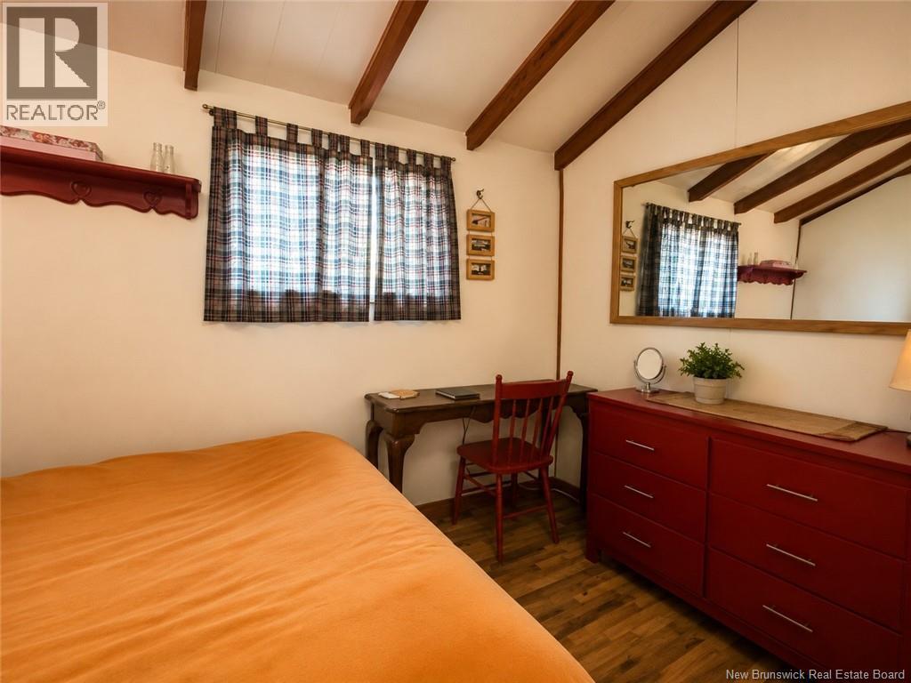 85d Godin Property Photo 12
