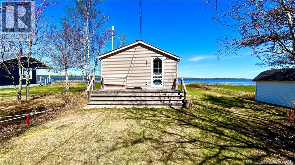 85d Godin Property Photo 13