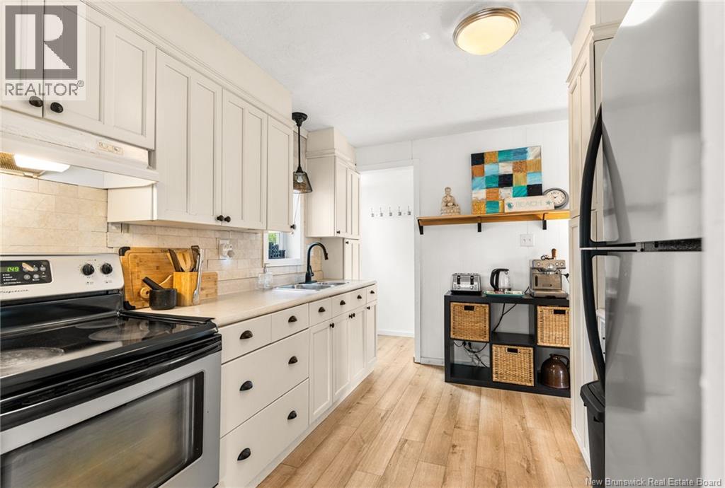 18 Pelican Avenue Property Photo 18