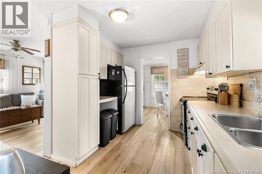 18 Pelican Avenue Property Photo 20