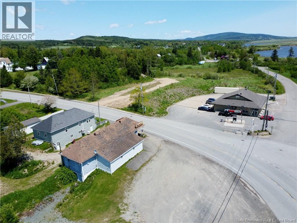 5964 King Property Photo 6