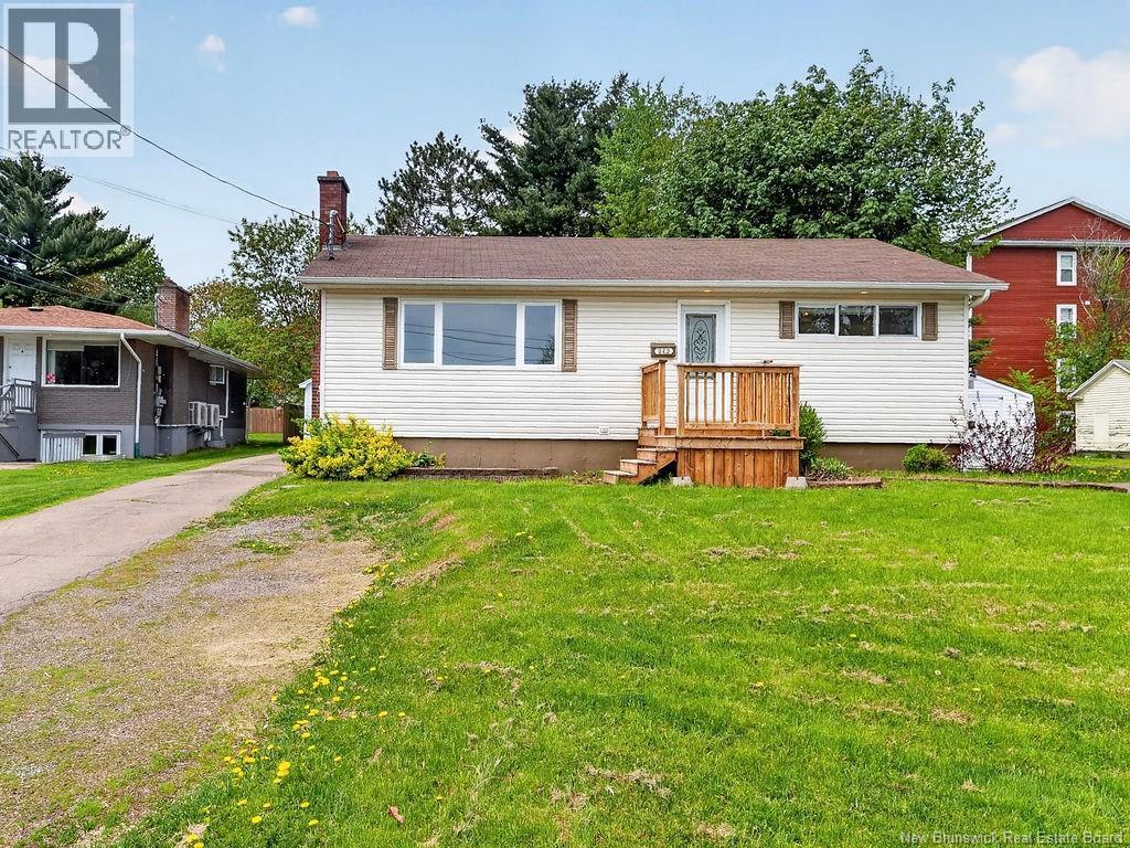 242 Broadway Street Property Photo 1